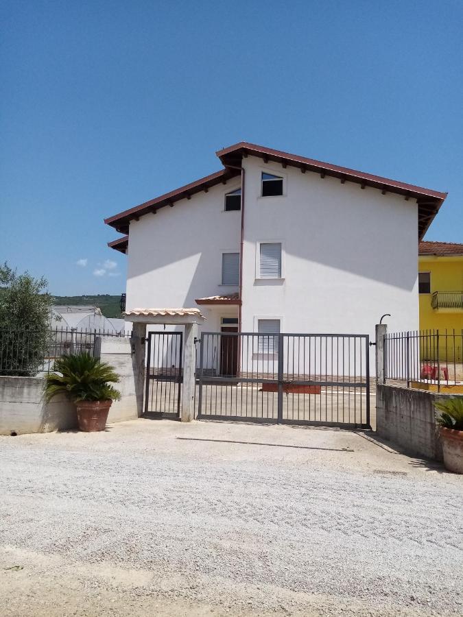 Appartamento Dei Nonni Di Gio E Cry Sperlonga Bagian luar foto